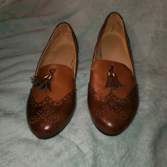 Naturlizer two toned brown loafer - Picture 1 of 4